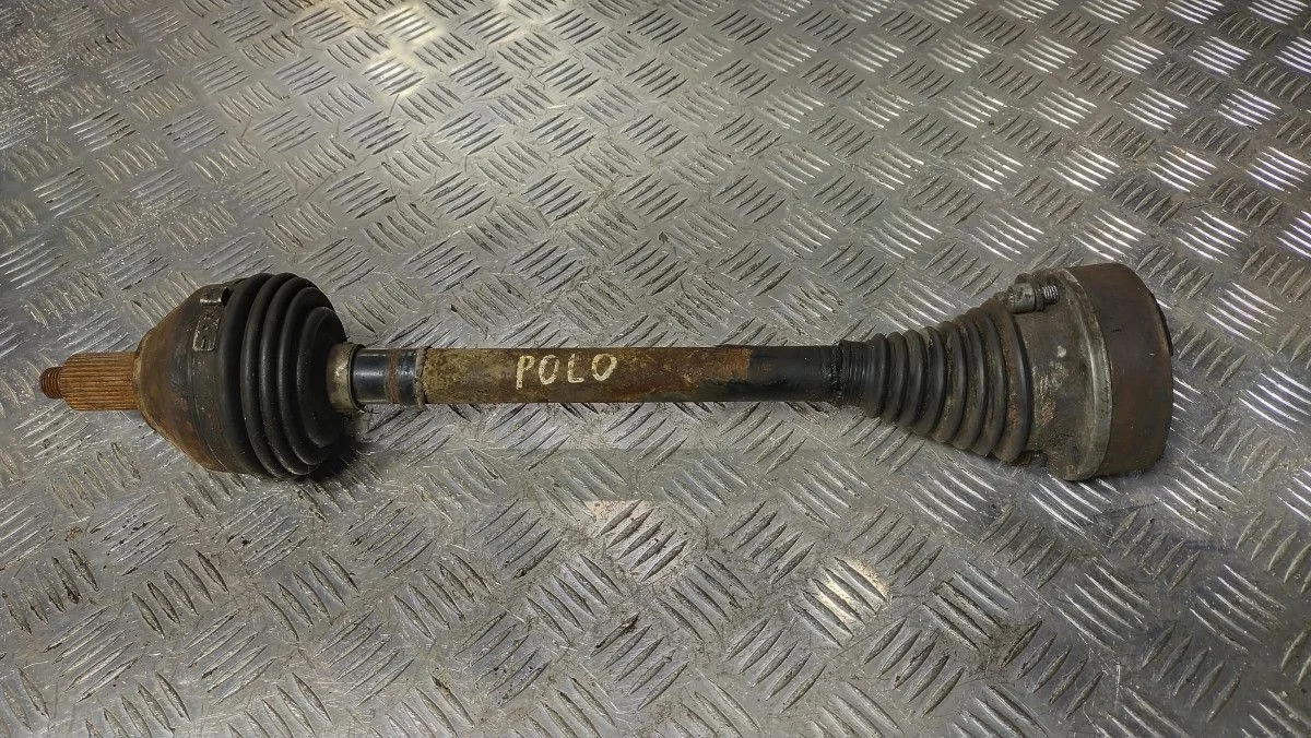 Привод передний левый Volkswagen Polo