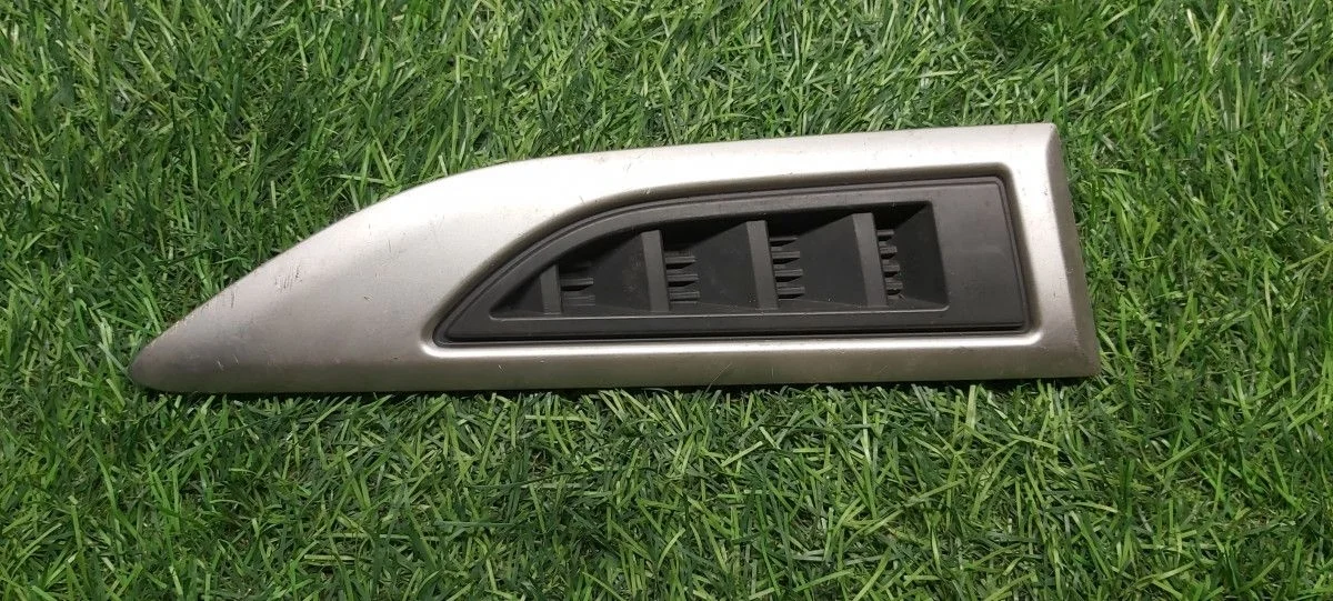 Накладка крыла передняя правая Chevrolet Captiva