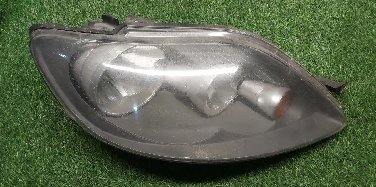 Фара правая Volkswagen Golf Plus
