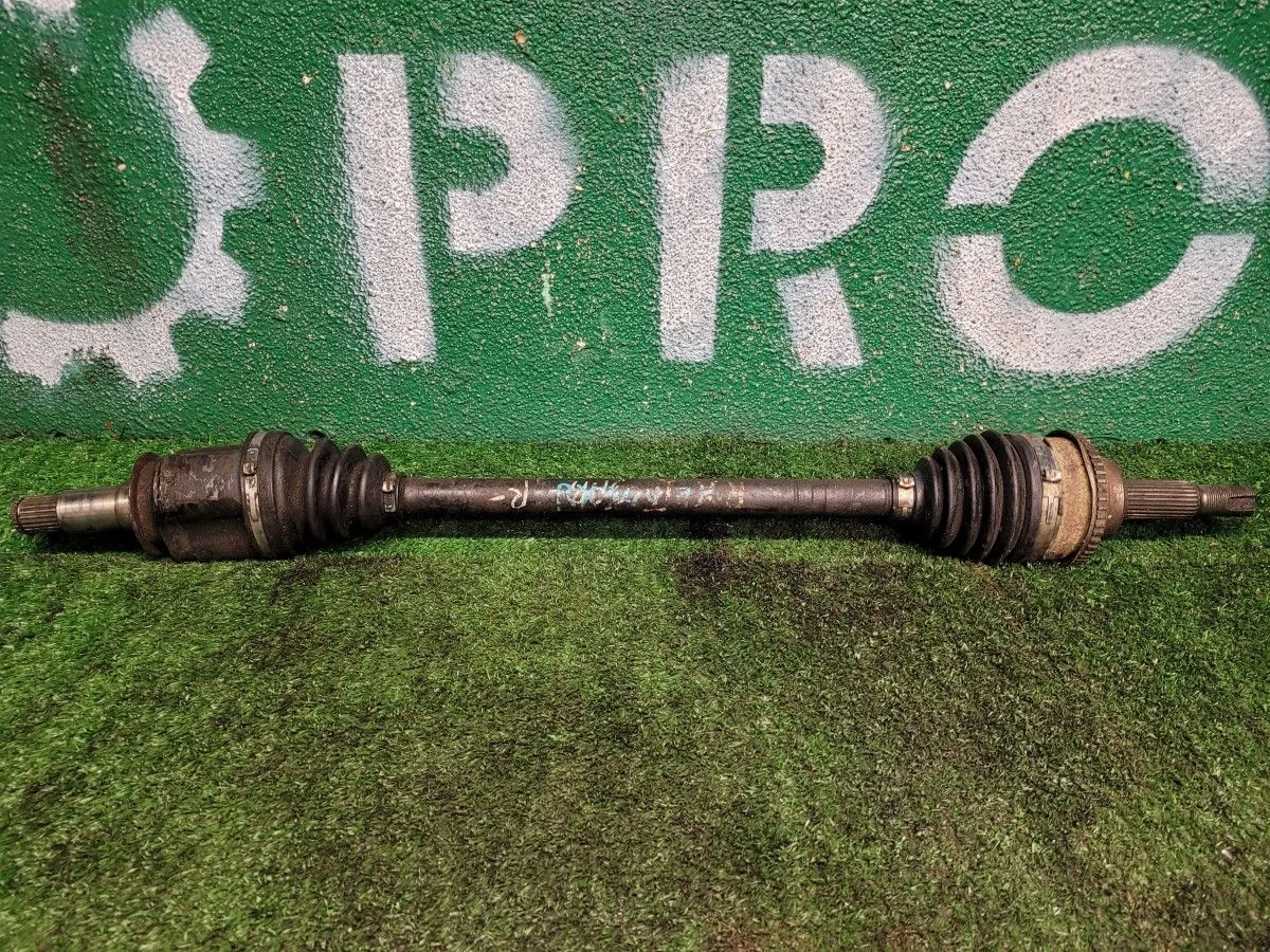 Полуось в сборе задняя правая на Lexus RX300