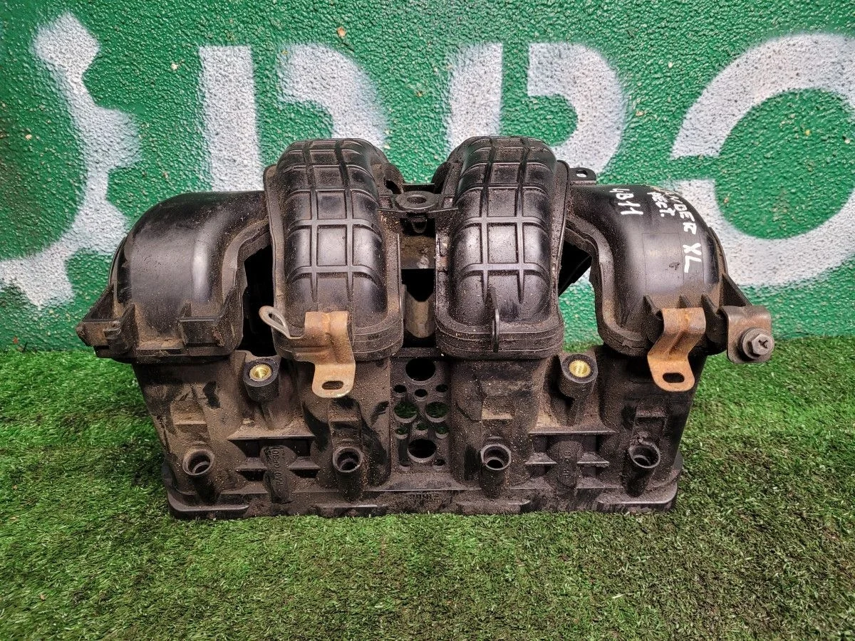 Впускной коллектор Mitsubishi Outlander XL рест