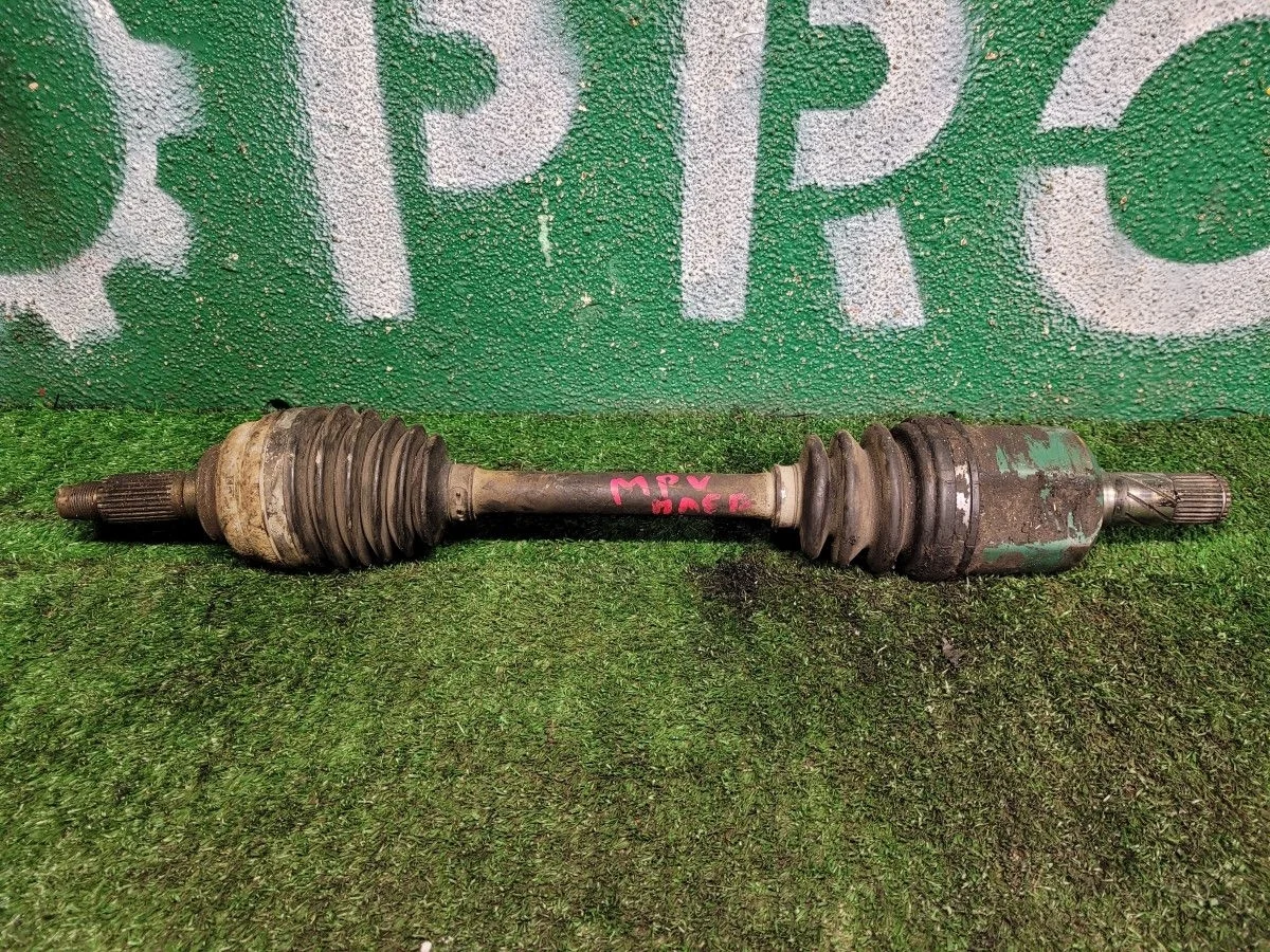 Полуось в сборе передняя левая на Mazda MPV