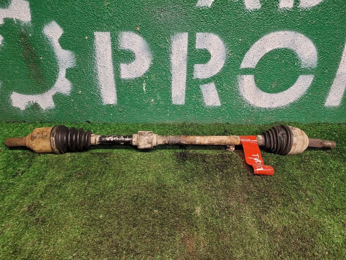 Полуось в сборе правая на Tiida C11