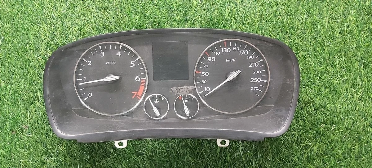 Щиток приборов Renault Laguna 3