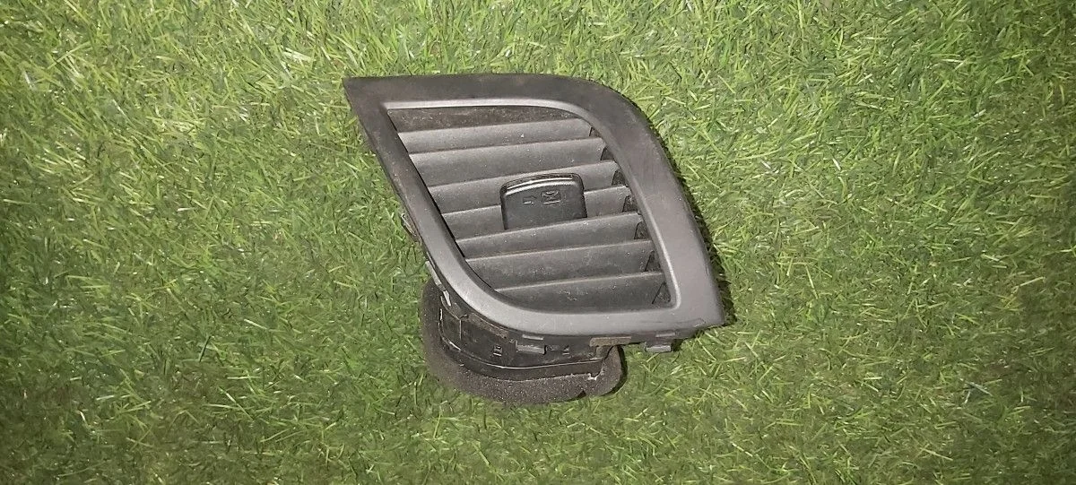 Дефлектор воздушный Solaris