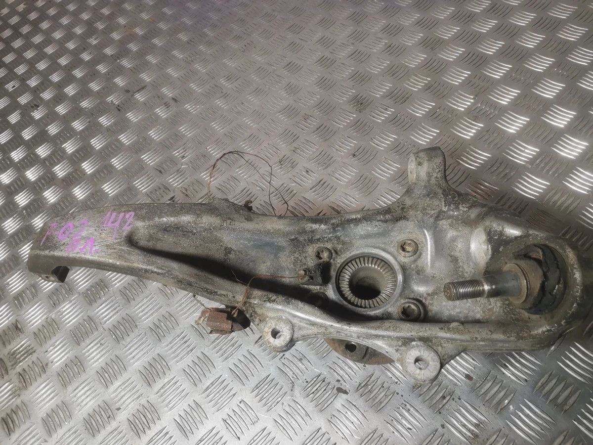 Кулак передний левый Bmw 7 Series F01/F02