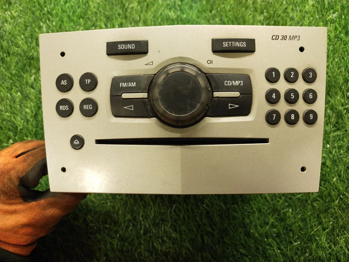 Магнитола Opel Corsa D