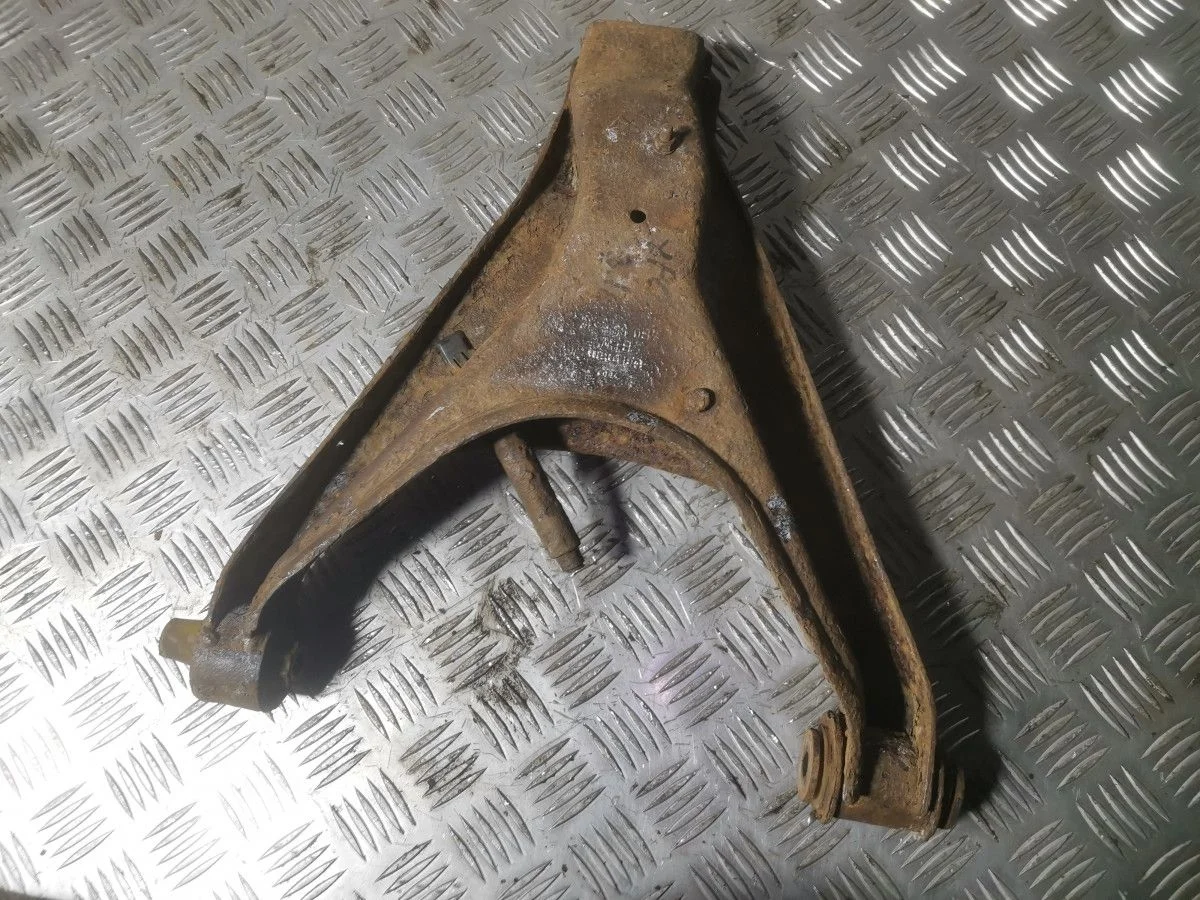 Рычаг задний правый Audi A6 C5