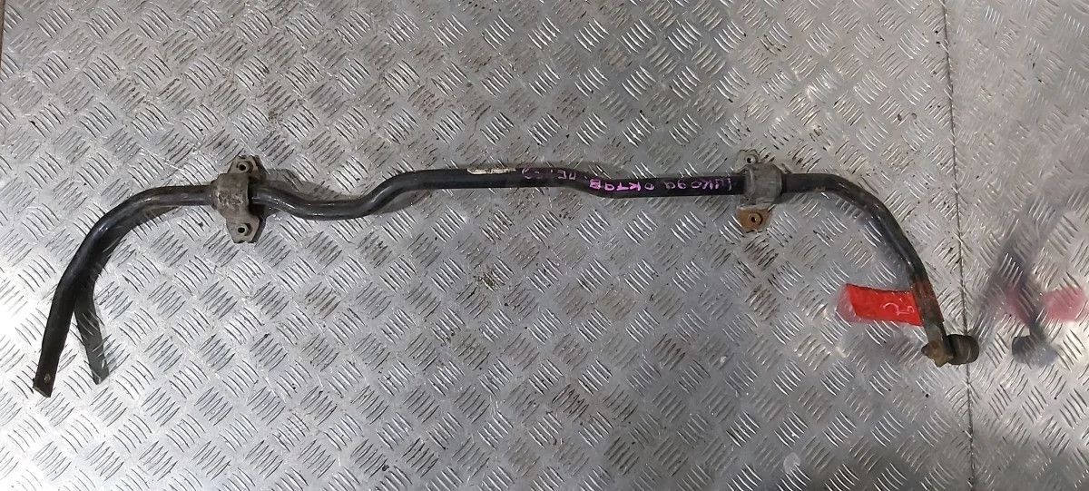 Стабилизатор передний Skoda Octavia