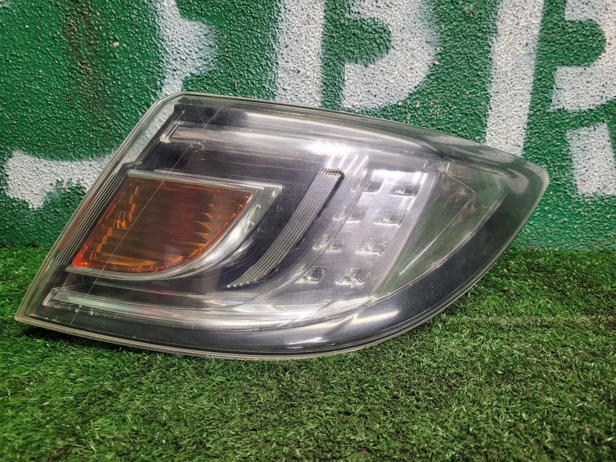 Фонарь задний правый на Mazda 6 GH