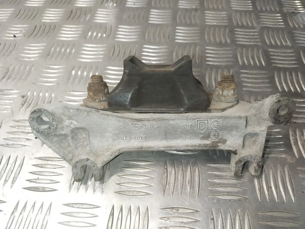 Подушка коробки передач левая Renault Megane II