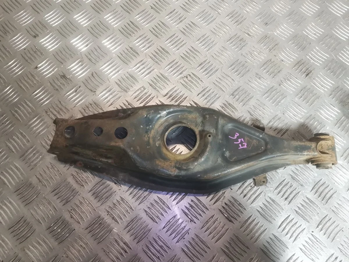 Рычаг задний под пружину Mercedes Benz (W211)