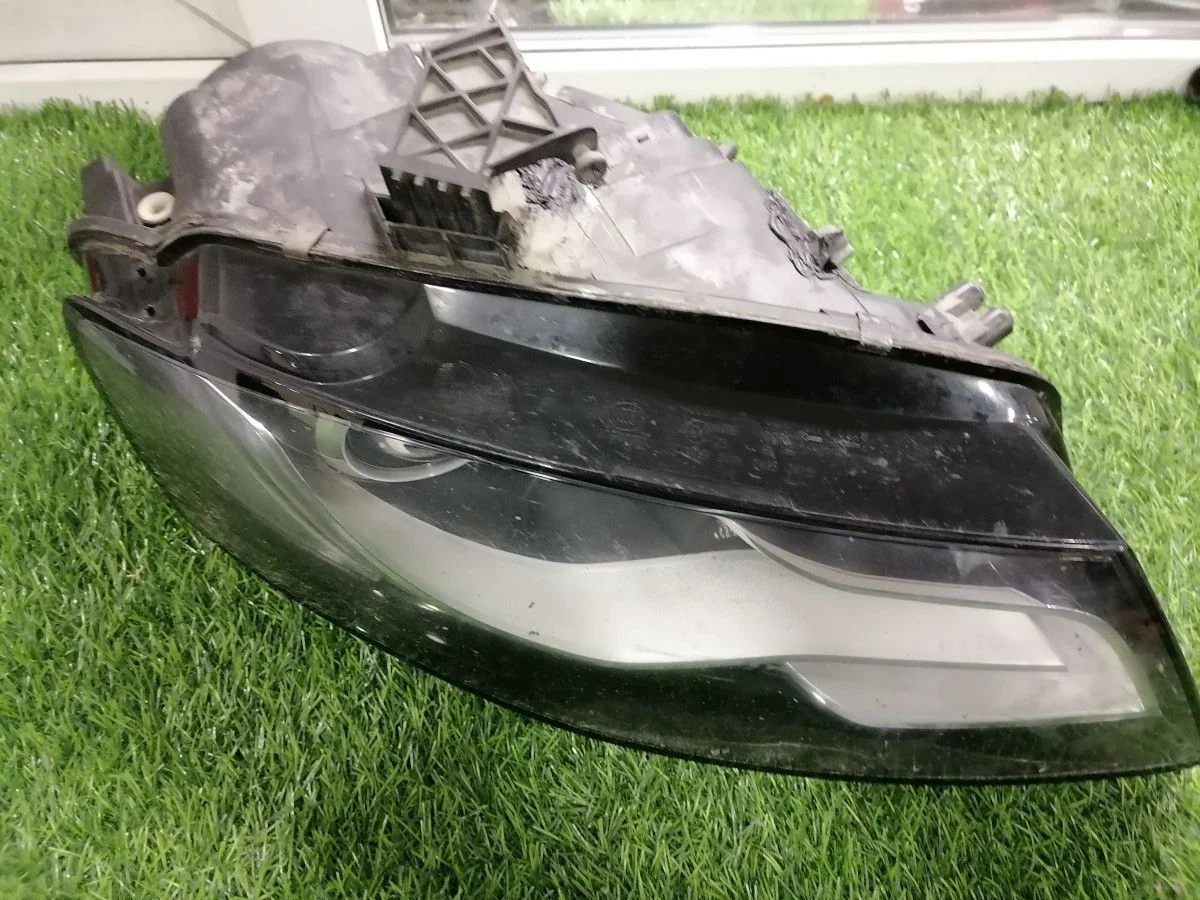 Фара правая ауди а4 b8 (дефект корпуса)