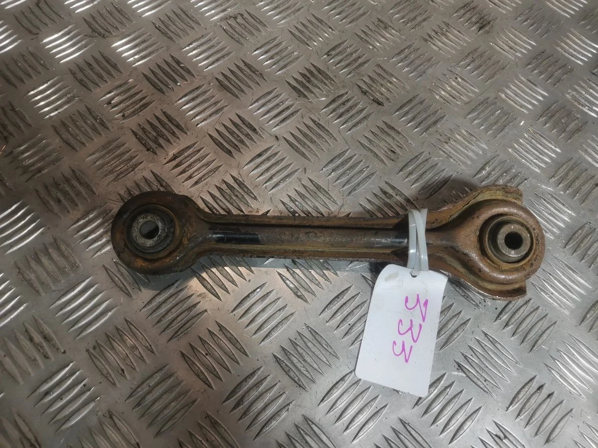 Рычаг нижний задний Mercedes-Benz W210