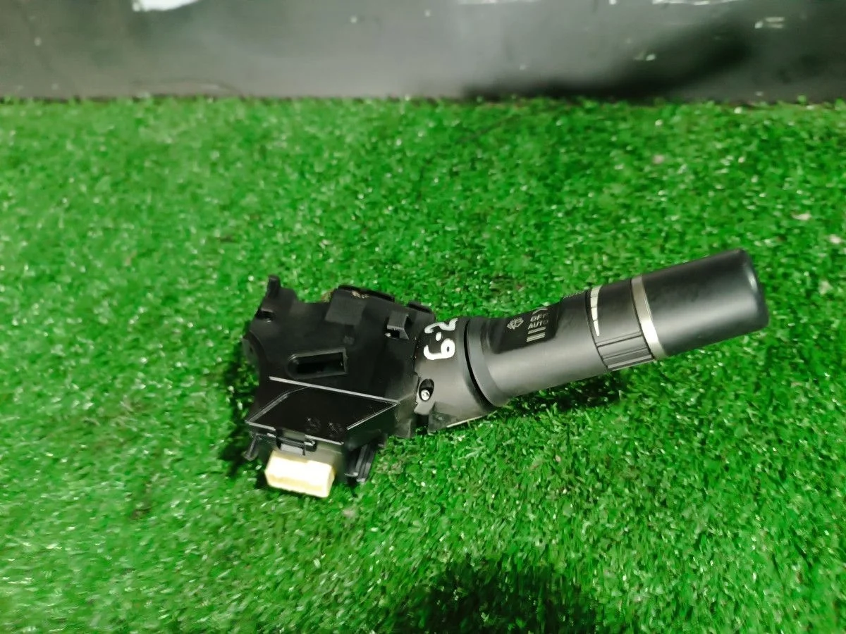 Подрулевой переключатель правый Mazda Mazda6 GH