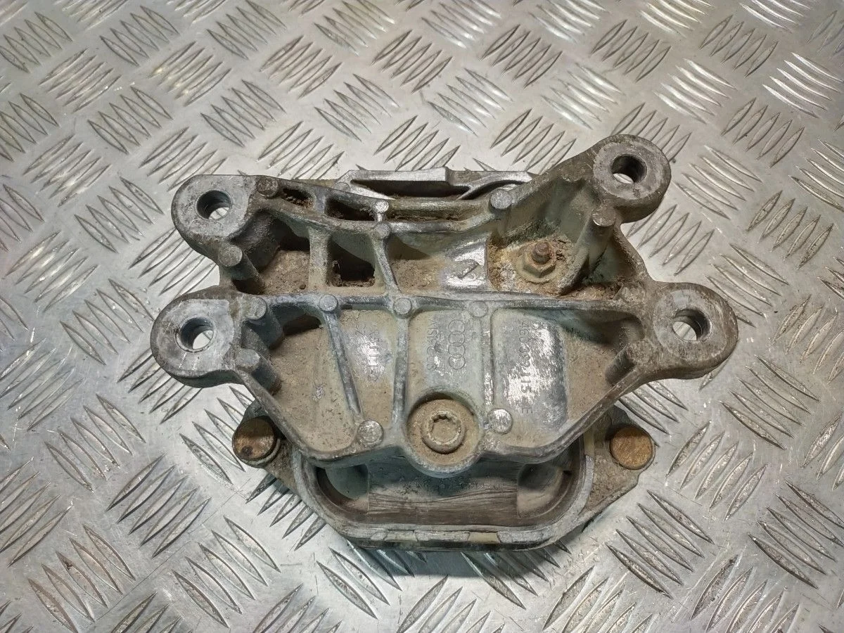 Опора кпп Audi A6 С7