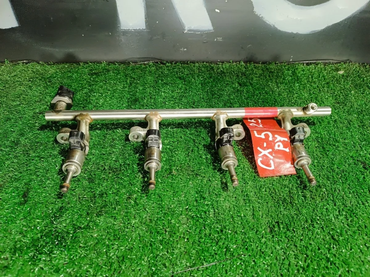 Топливная рампа Mazda CX-5 2017г.