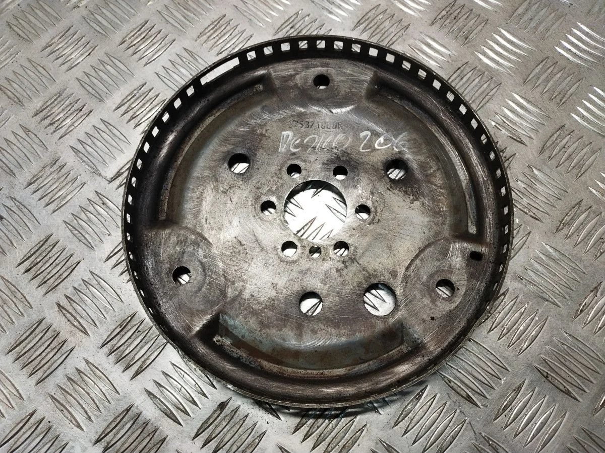 Маховик Peugeot 206