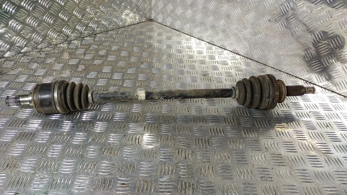 Привод задний левый Hyundai Santa Fe