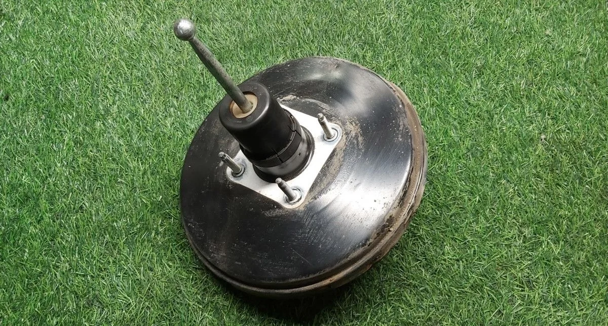 Вакуумный усилитель тормозов Volkswagen Polo 5