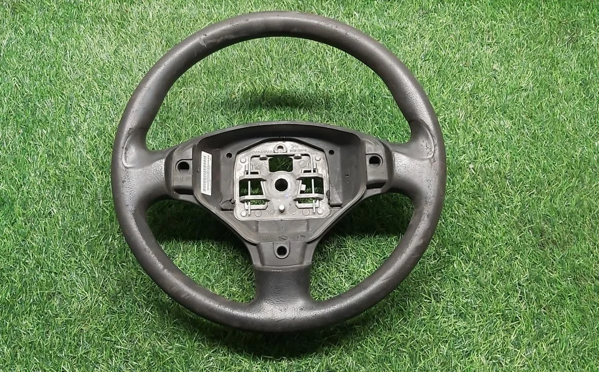 Руль Peugeot 308