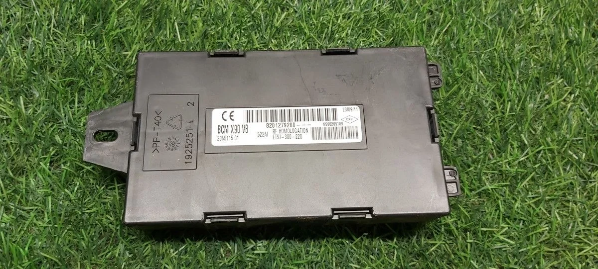 Блок комфорта Renault Sandero