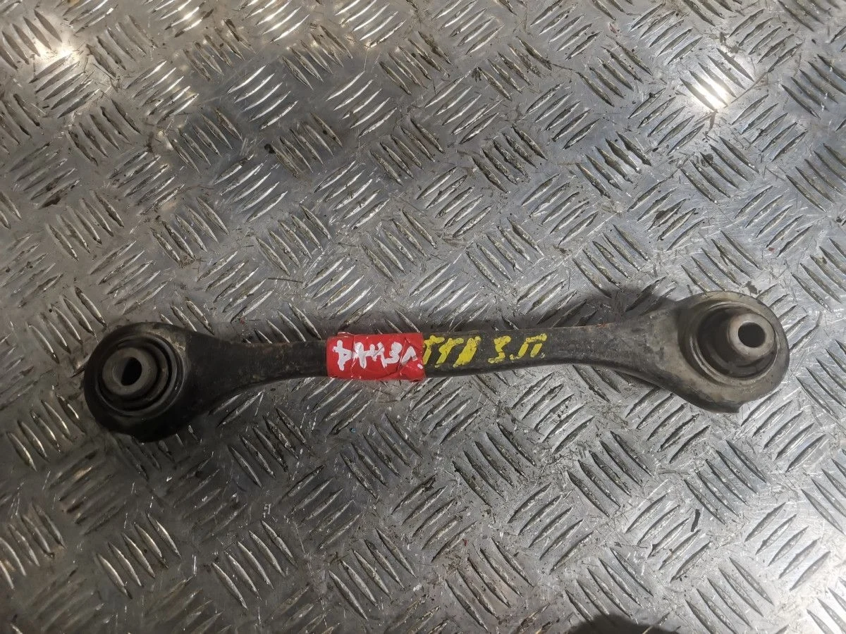 Рычаг задний правый VW Jetta V