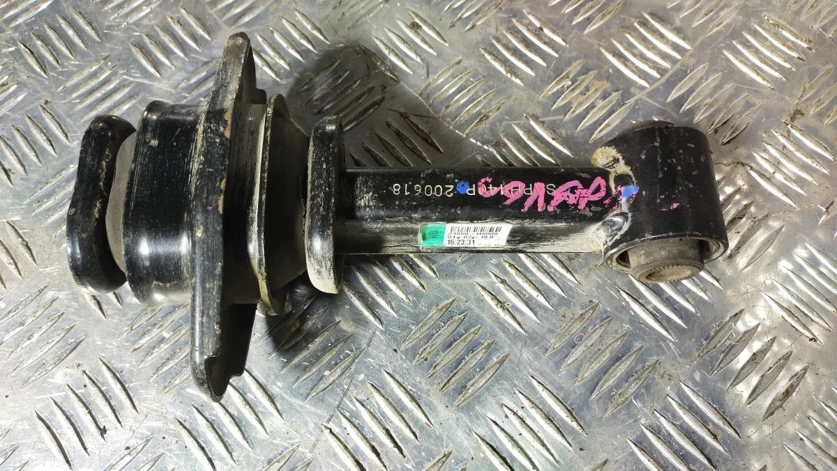 Подушка двигателя Hyundai Solaris