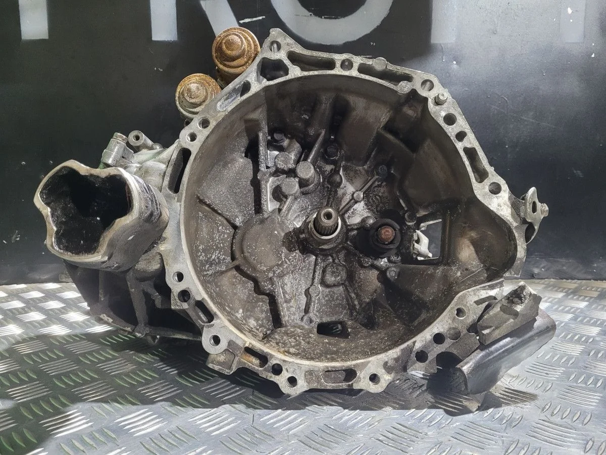 РКПП на запчасти с Toyota Corolla E150 1ZR