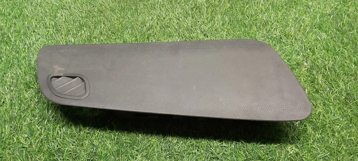 Крышка подушки безопасности Volkswagen Polo MK5