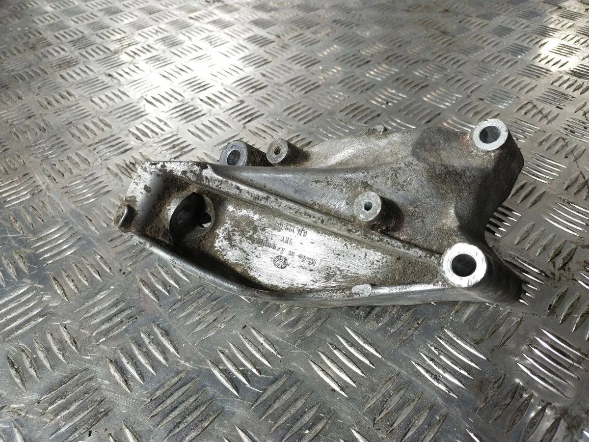 Кронштейн Двигателя левый Volkswagen Amarok