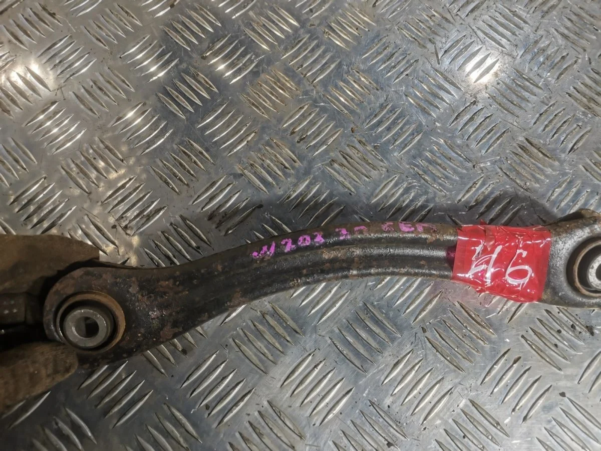 Рычаг задний правый Mercedes-Benz C W203