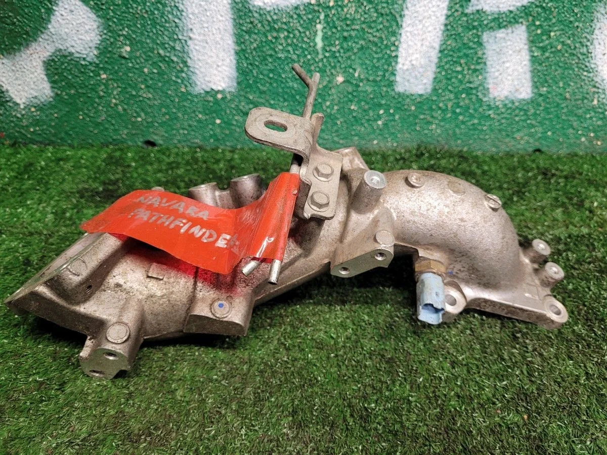 Впускной коллектор на Nissan Pathfinder/Navara