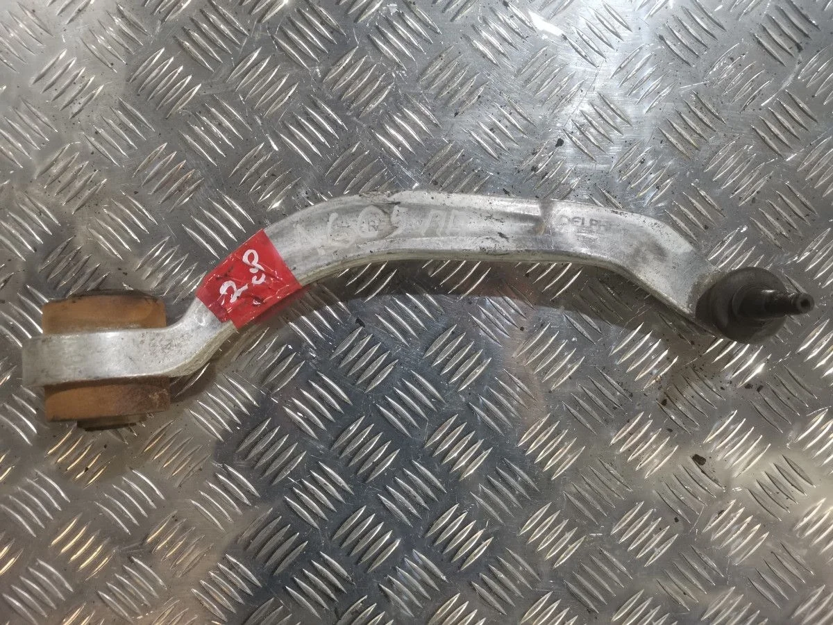 Рычаг передний правый Audi A6 C5