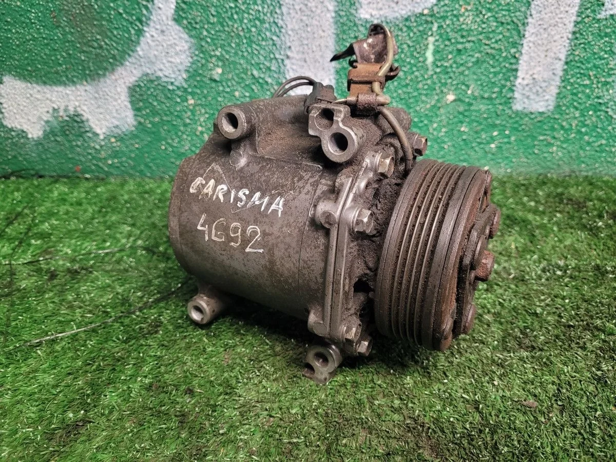 Компрессор кондиционера Mitsubishi Carisma 4G92