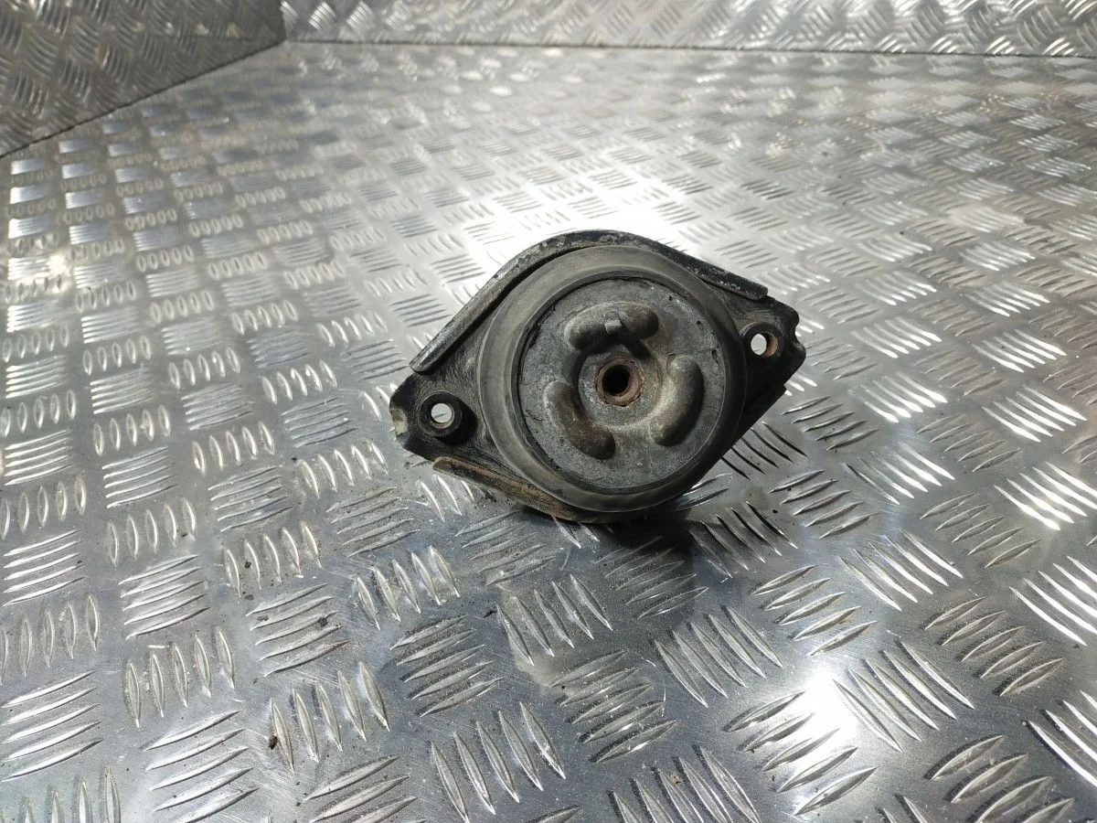 Подушка двигателя Mercedes-Benz M-Class W164