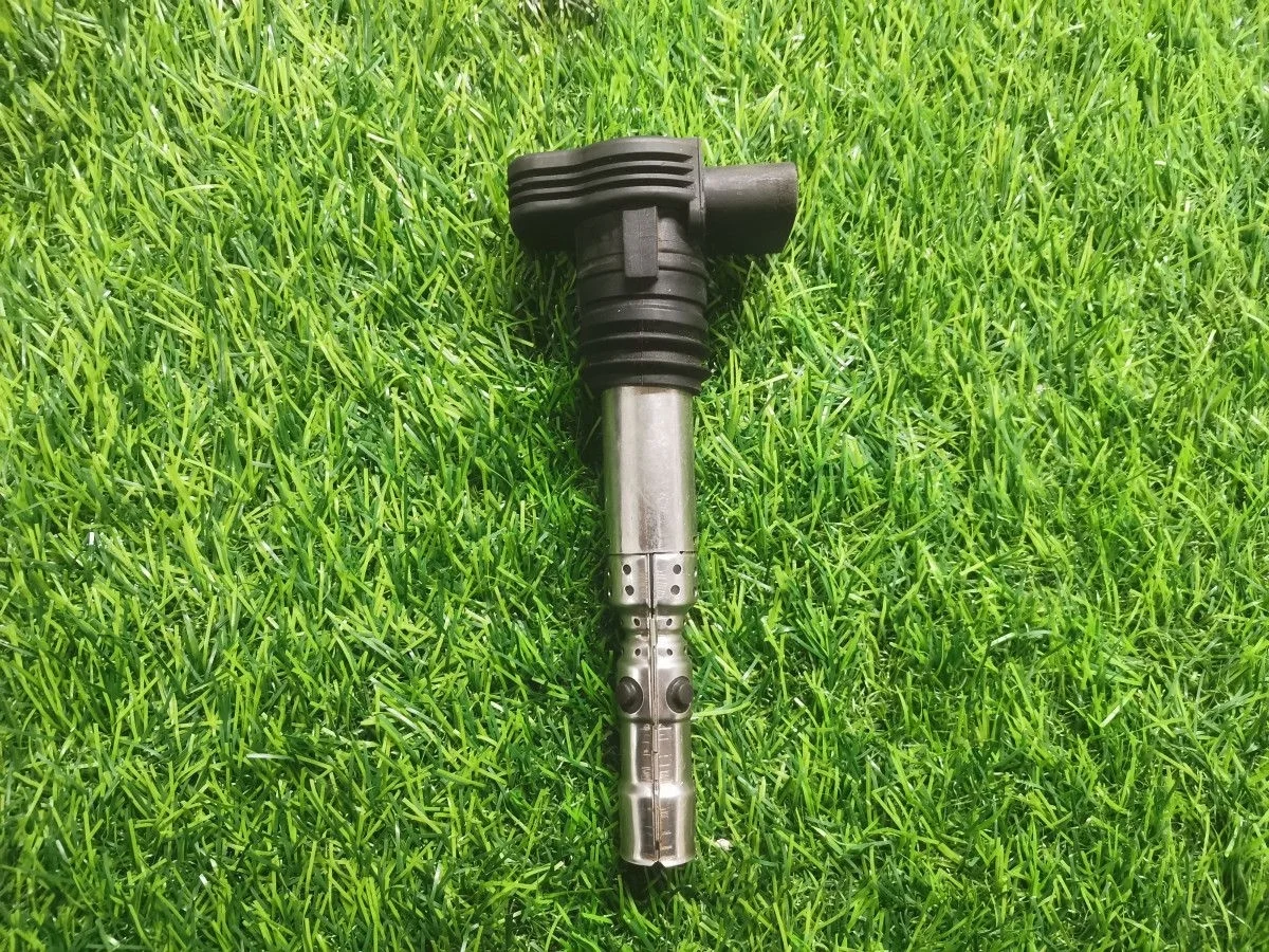 Катушка зажигания с наконечником VAG