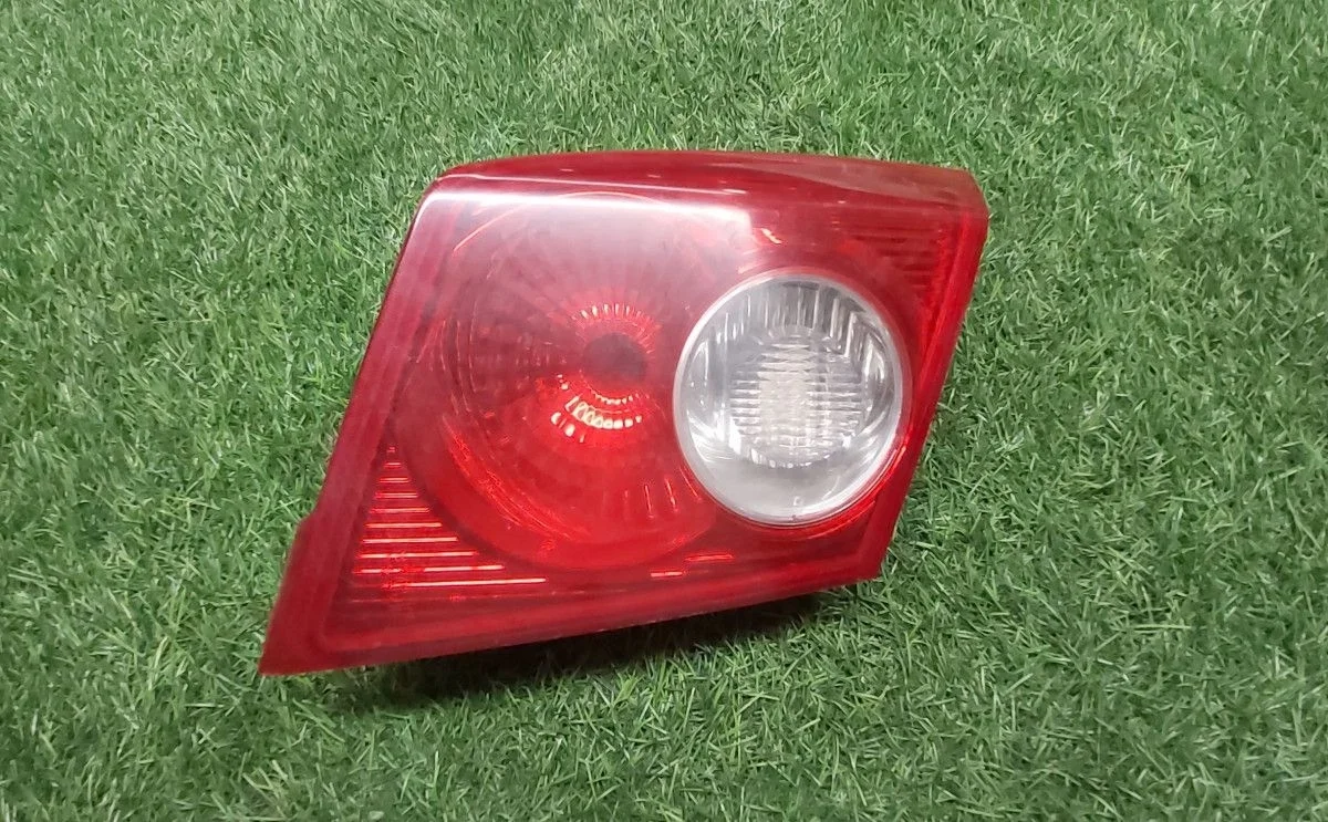 Фонарь внутренний задний правый Chevrolet Lacetti