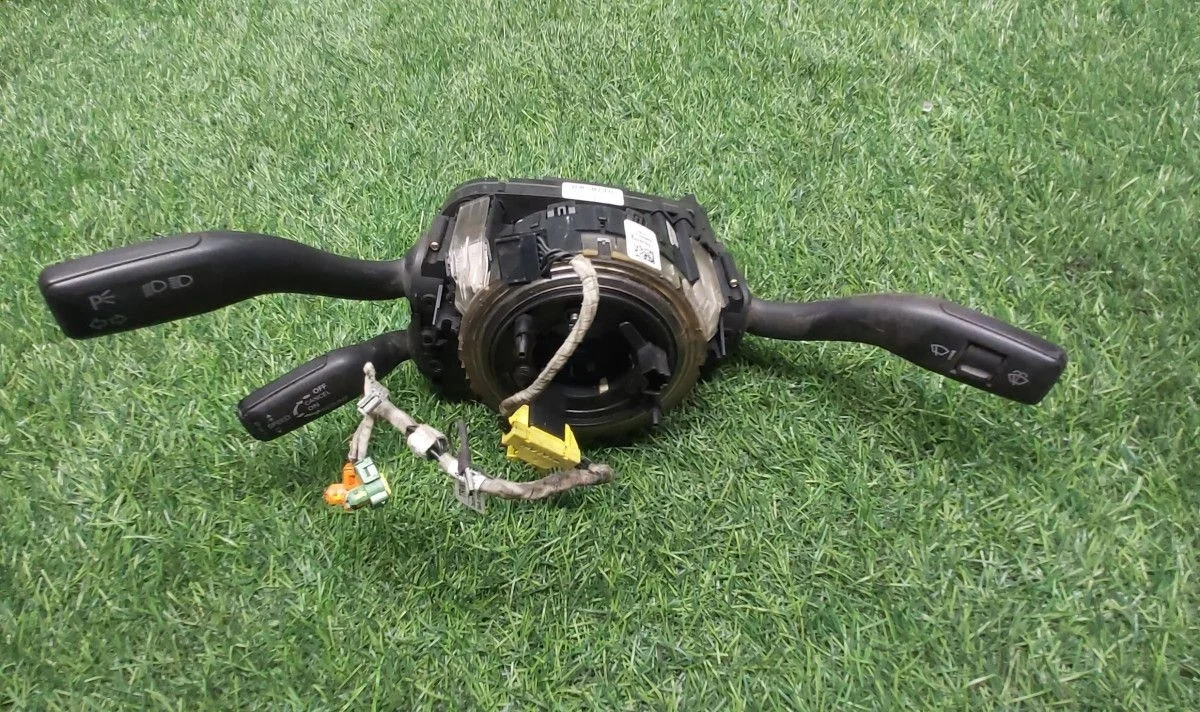 Подрулевой переключатель ауди A6 C6 в сборе