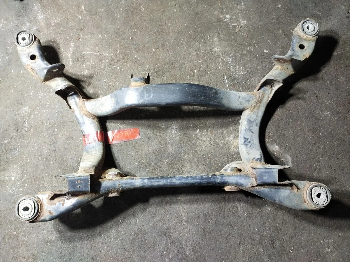 Подрамник задний Audi A6 C6