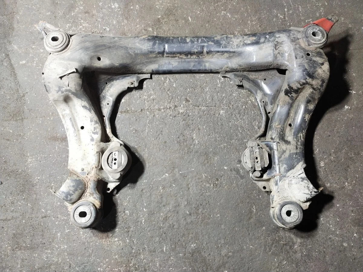 Подрамник Audi A6 Allroad C5