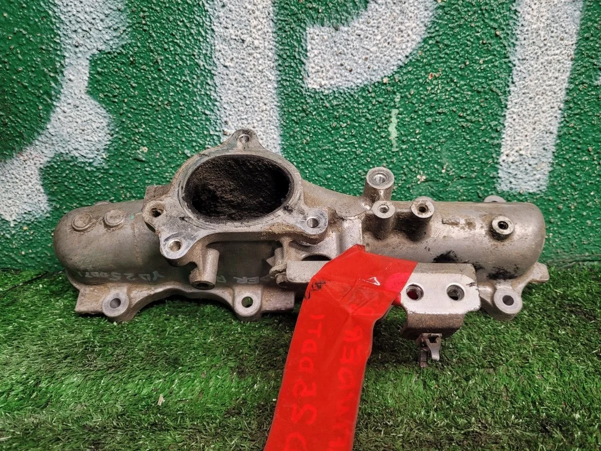 Впускной коллектор Nissan Pathfinder 2.5