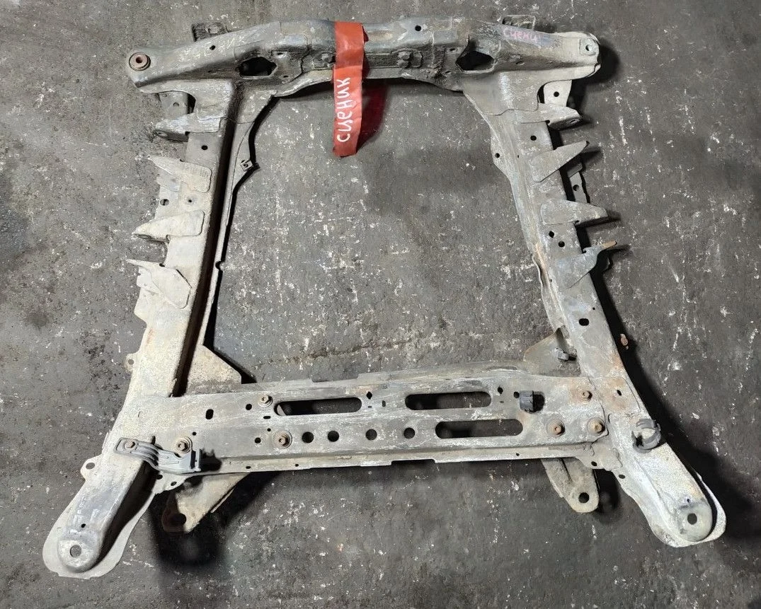 Подрамник Renault Scenic