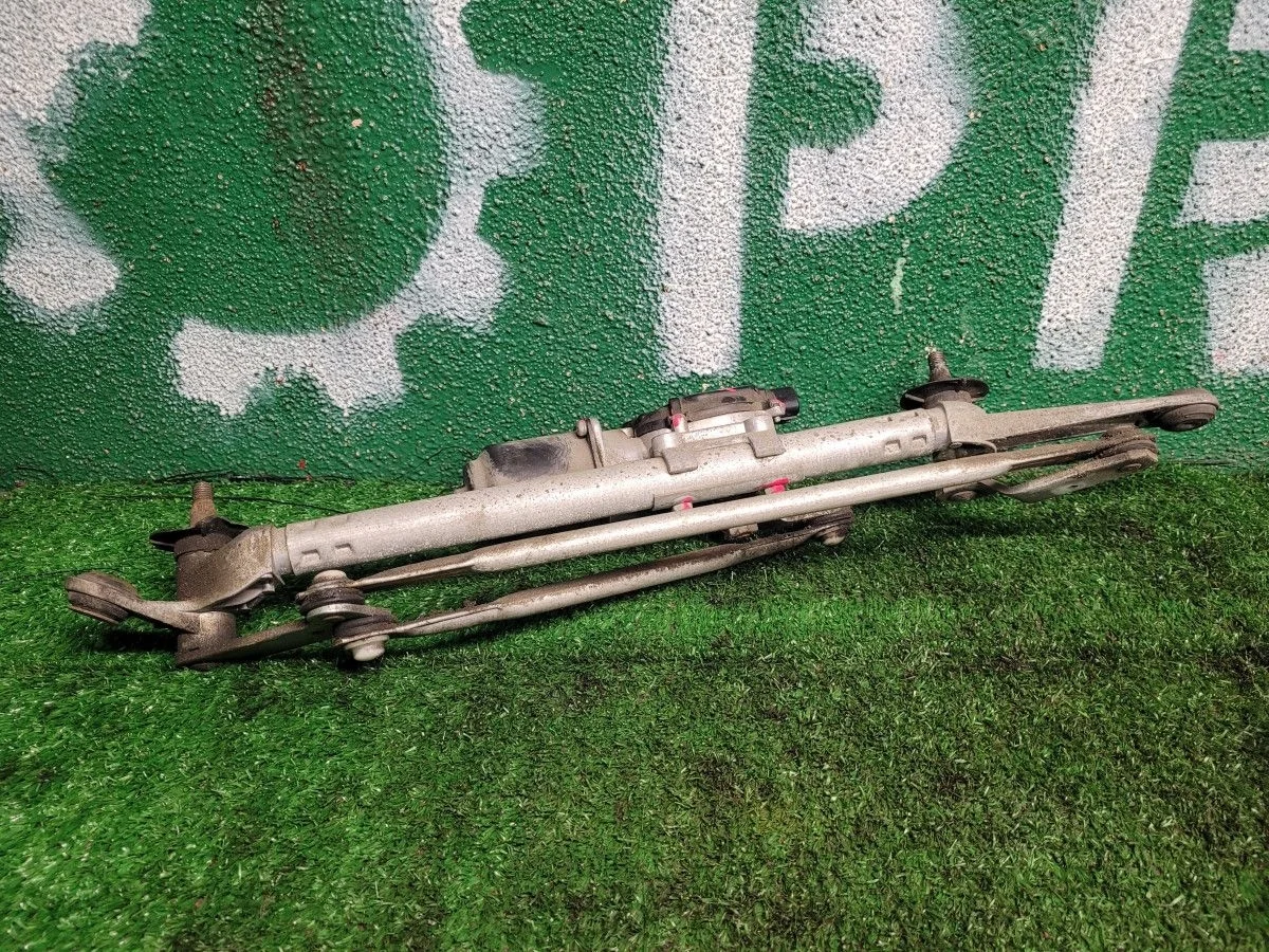 Трапеция стеклоочистителей для Nissan Teana J32