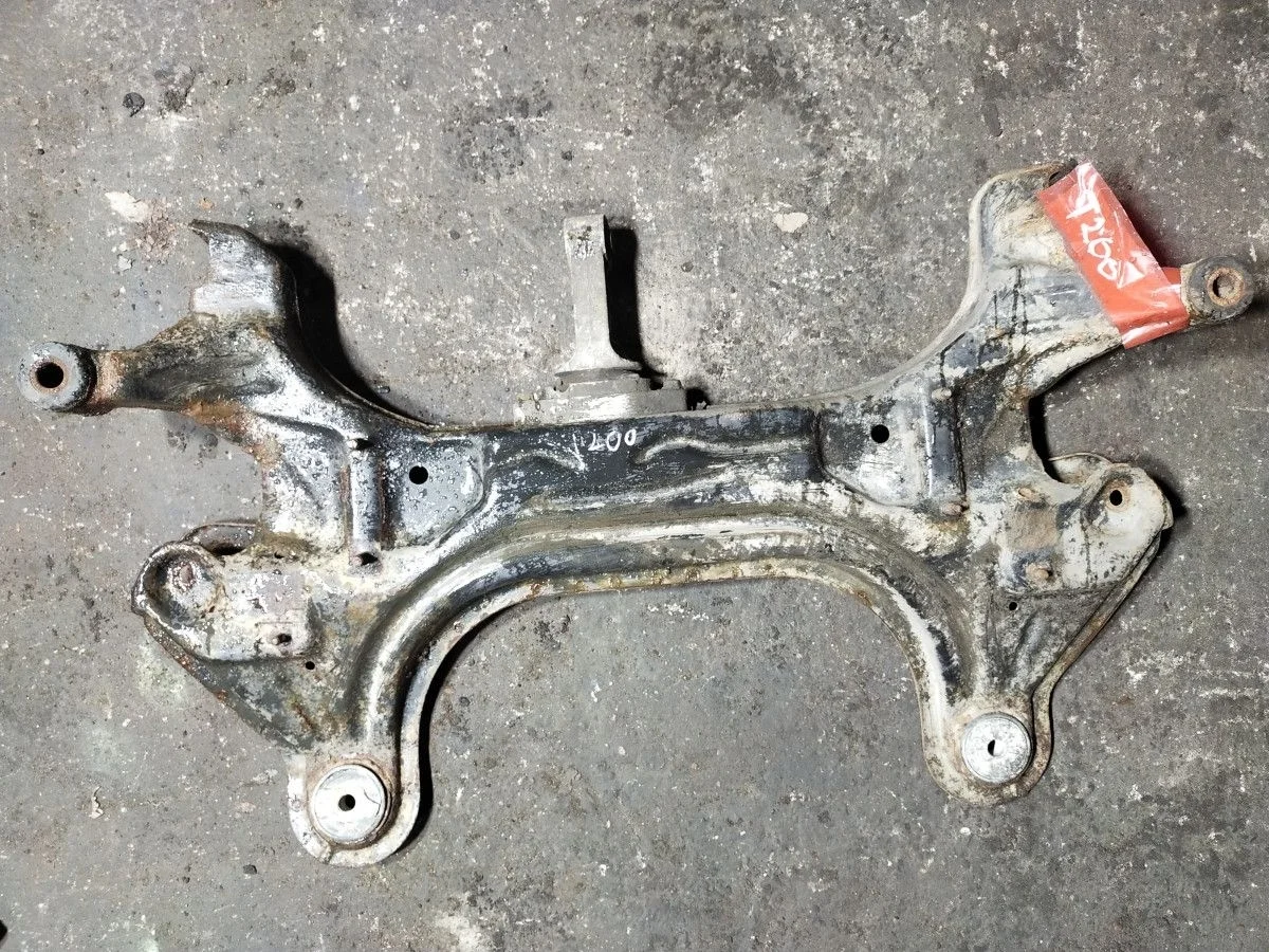 подрамник Chevrolet Aveo (T250)