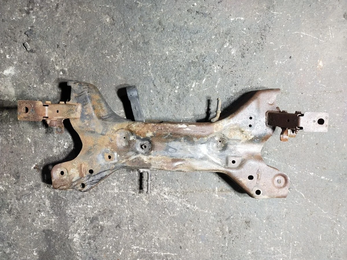 Подрамник Volkswagen Polo