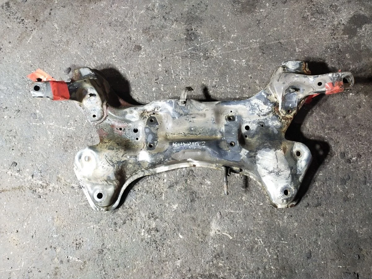 Подрамник Kia Rio 3