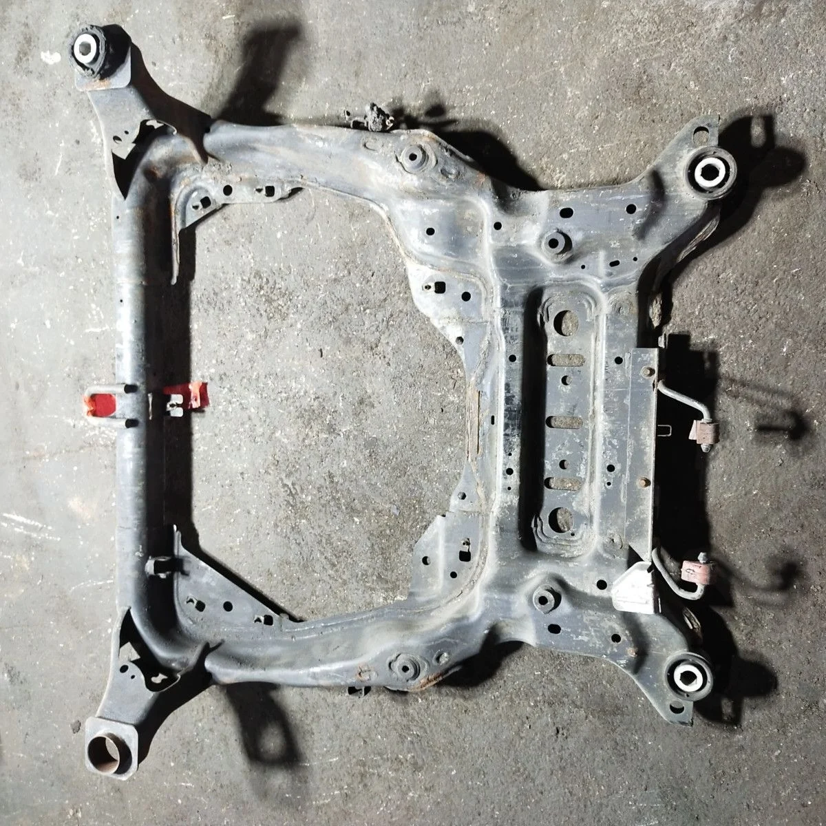 Подрамник Land Rover Range Rover Evoque