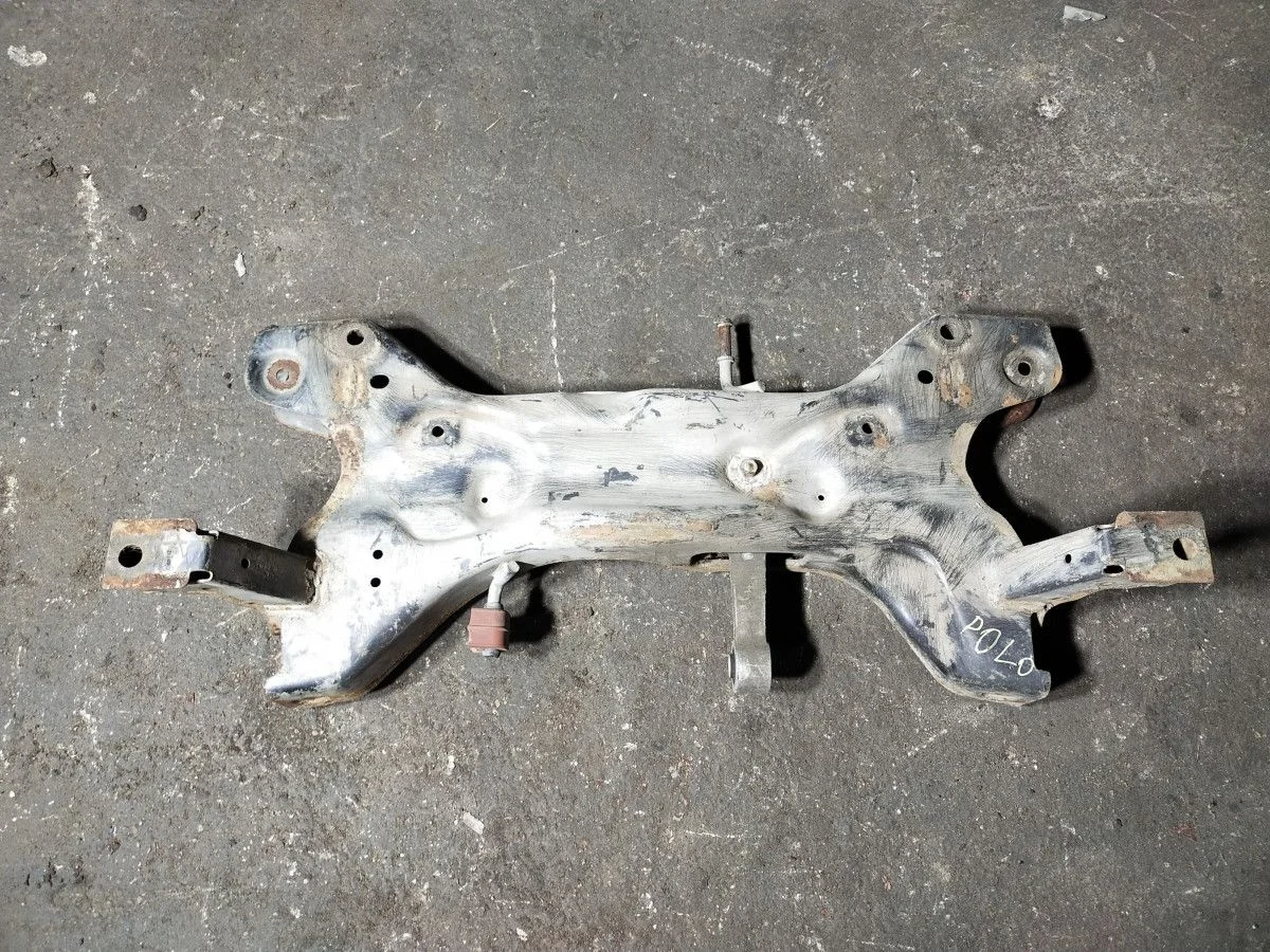 Подрамник Volkswagen Polo