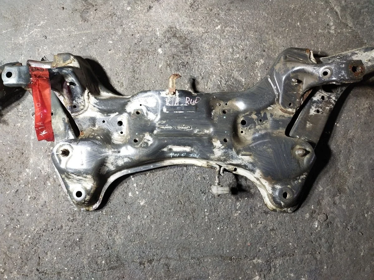 Подрамник Kia Rio